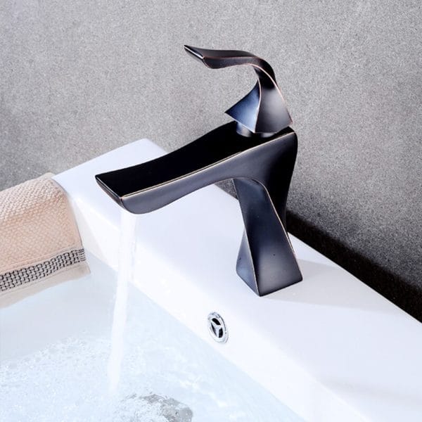 Twisted Design Black Single Handle Bathroom Tap - Image 3