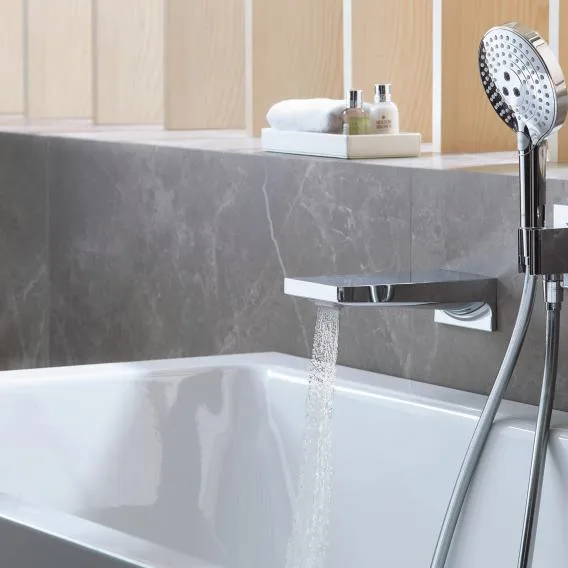 Hansgrohe Metropol bath spout brushed black chrome, projection: 185 mm 32543340 - Image 3