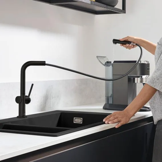 Hansgrohe Talis M54 single lever kitchen faucet with pull-out spout matt black 72808670 - Image 2