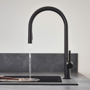 Hansgrohe Talis M54 single lever kitchen faucet with pull-out spray matt black 72800670